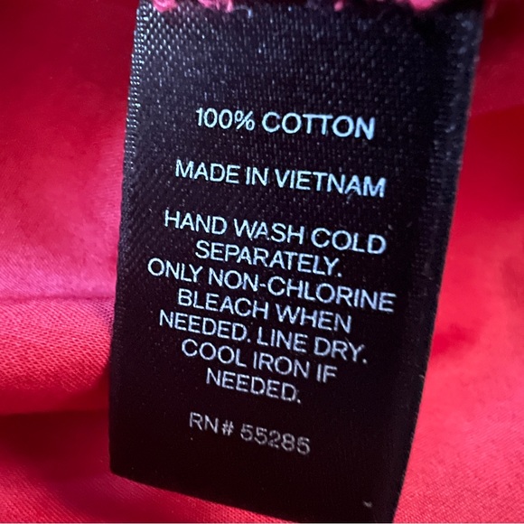 EXPRESS Eyelet Flare Pleated Bell Sleeve Top - Picture 12 of 15